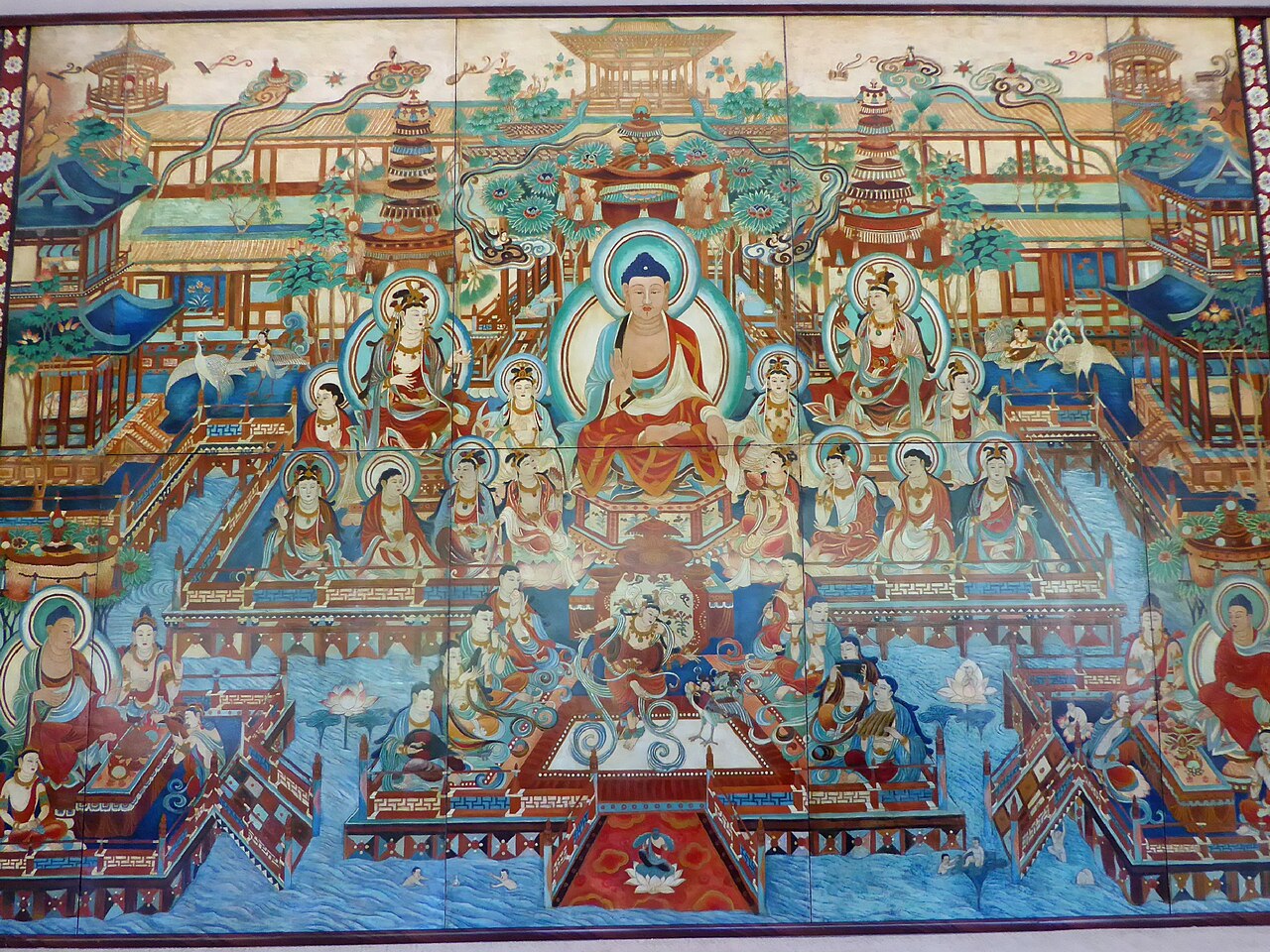 远眺雅丹魔鬼城，风蚀出一座座土黄色的古城堡