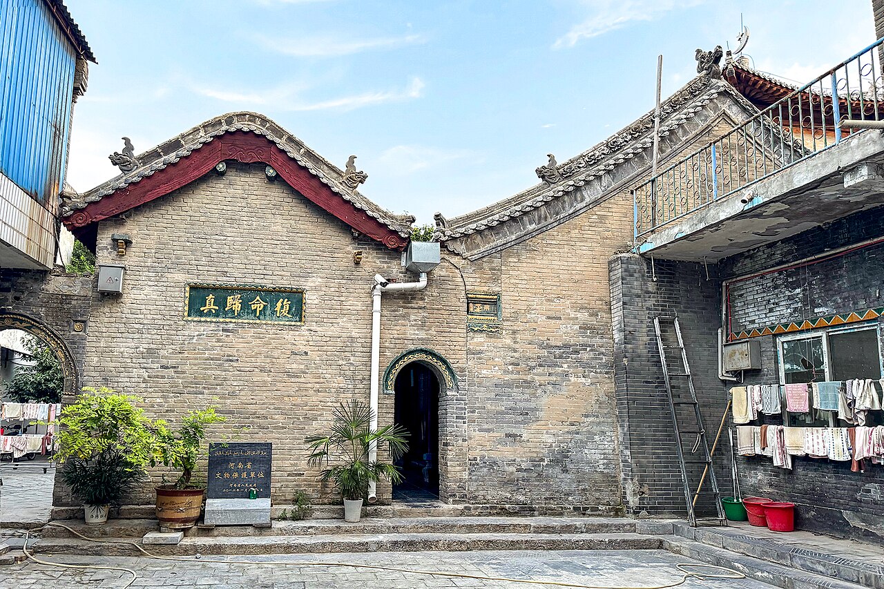 春天盛放、开满全城的牡丹。