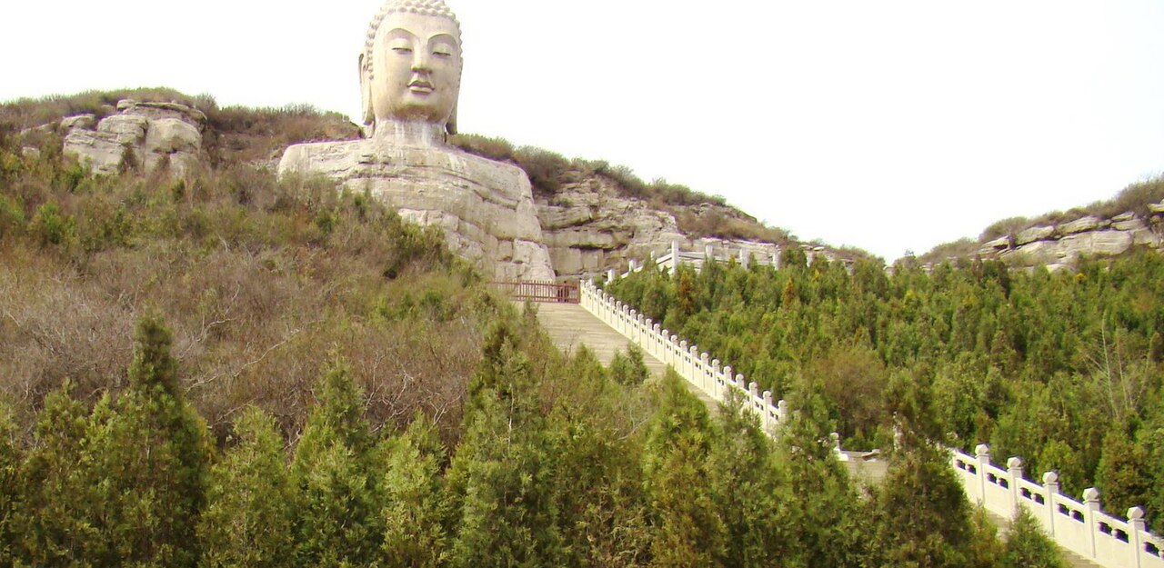 双塔寺——象征太原的两座砖塔