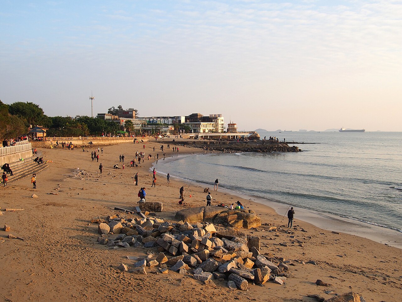 The old town lanes around Zhongshan Road and Shapowei
